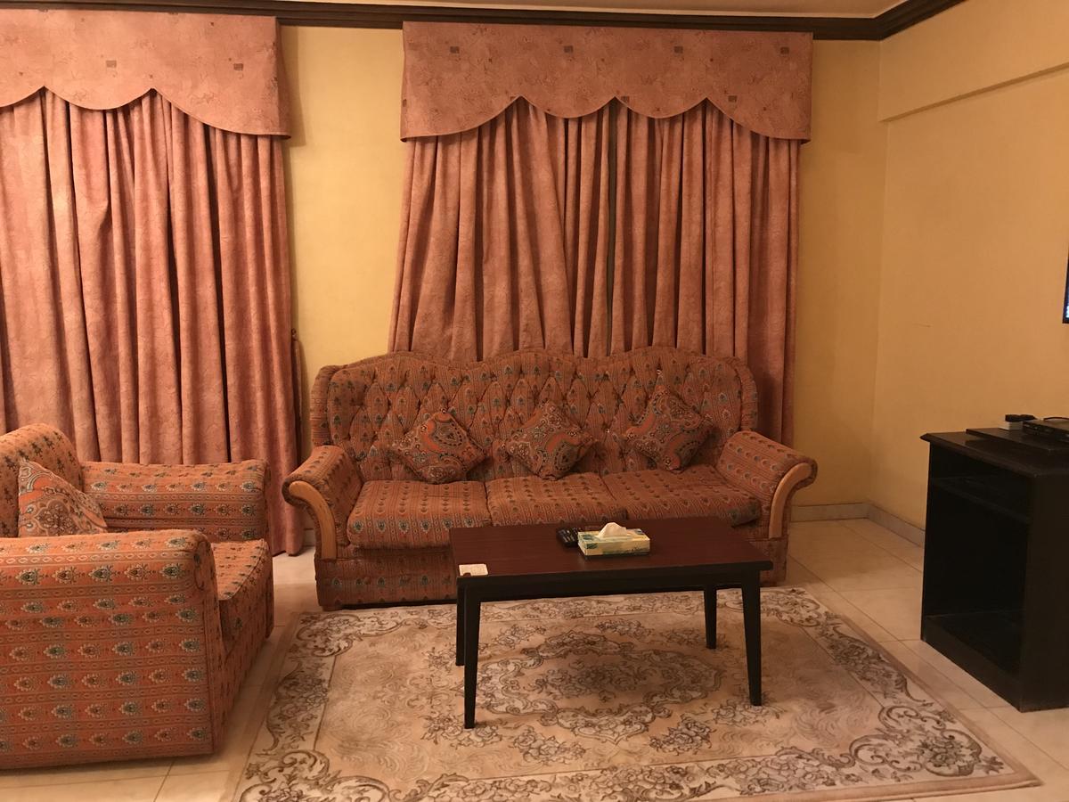 Al Musafer Hotel Riyadh Eksteriør billede